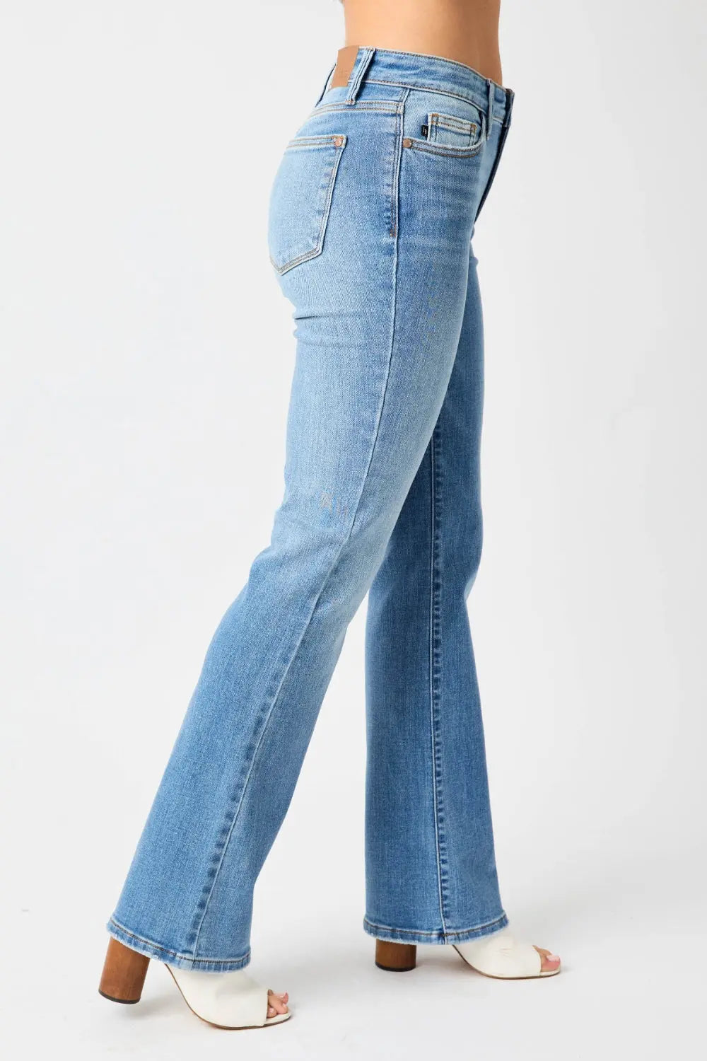 Judy Blue - Full Size Mid-Rise Waist Straight Jeans - Pfresh