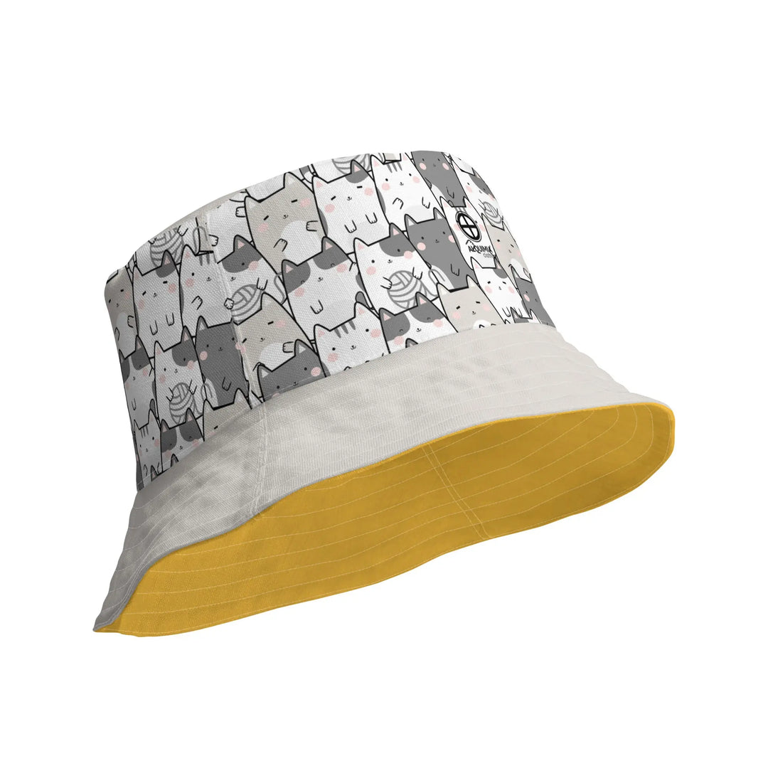 "Radiant Cats" - reversible Bucket Hat - Pfresh