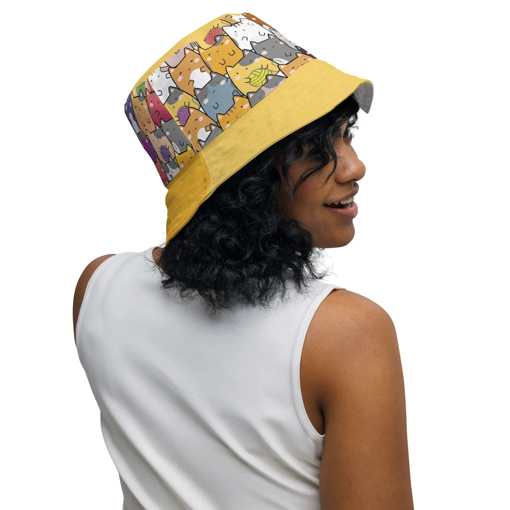 "Mixed Cats" - reversible Bucket Hat - Pfresh